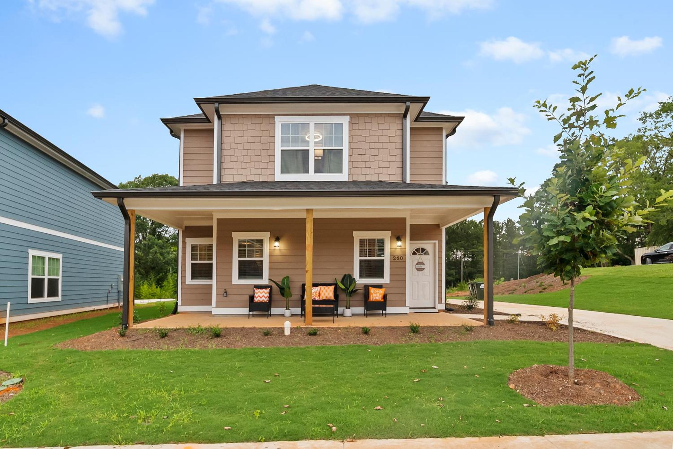 4 King Beds - 2 Game Rooms - Sleeps 24, By DT & UGA