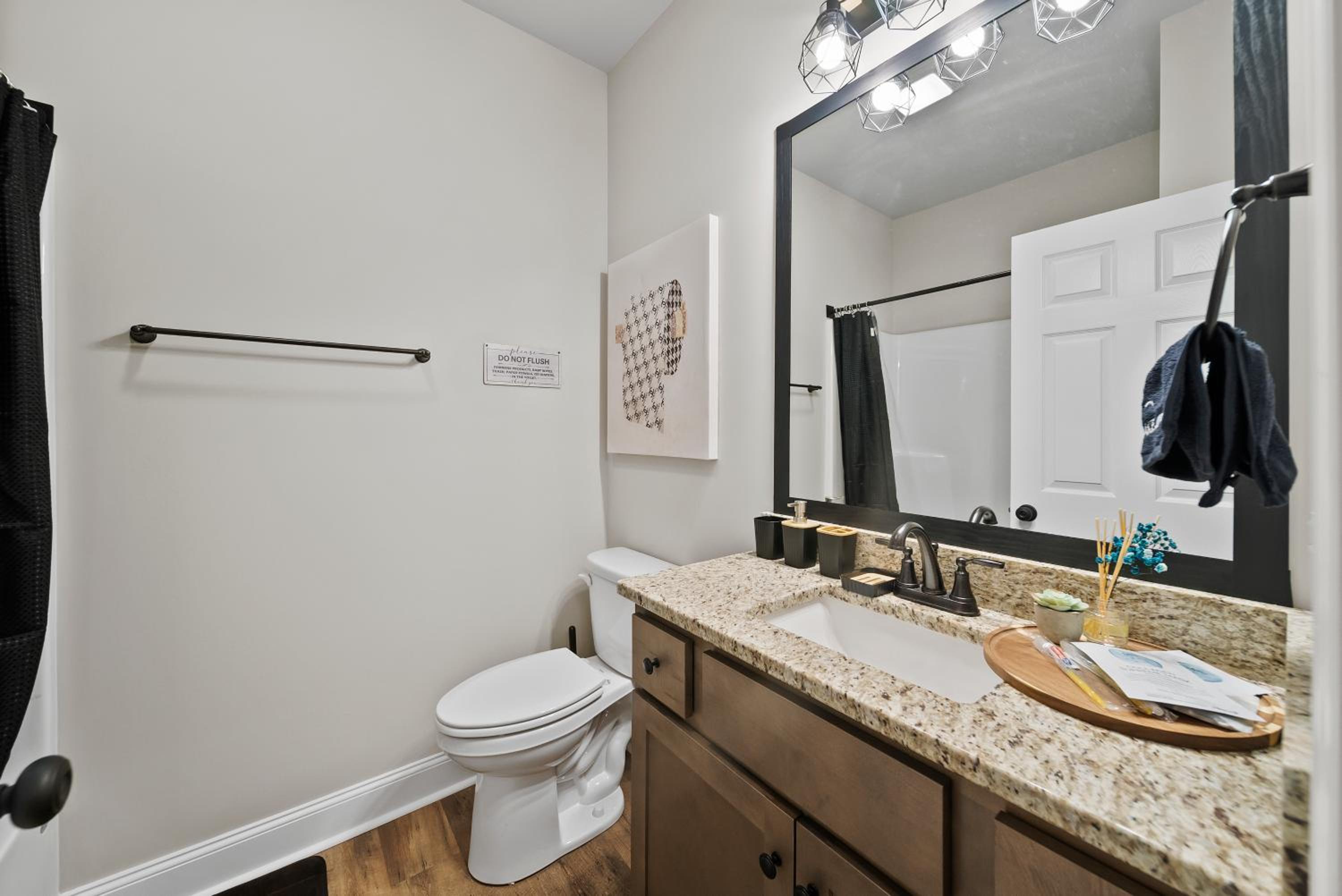 4 King Beds - 2 Game Rooms - Sleeps 24, By DT & UGA
