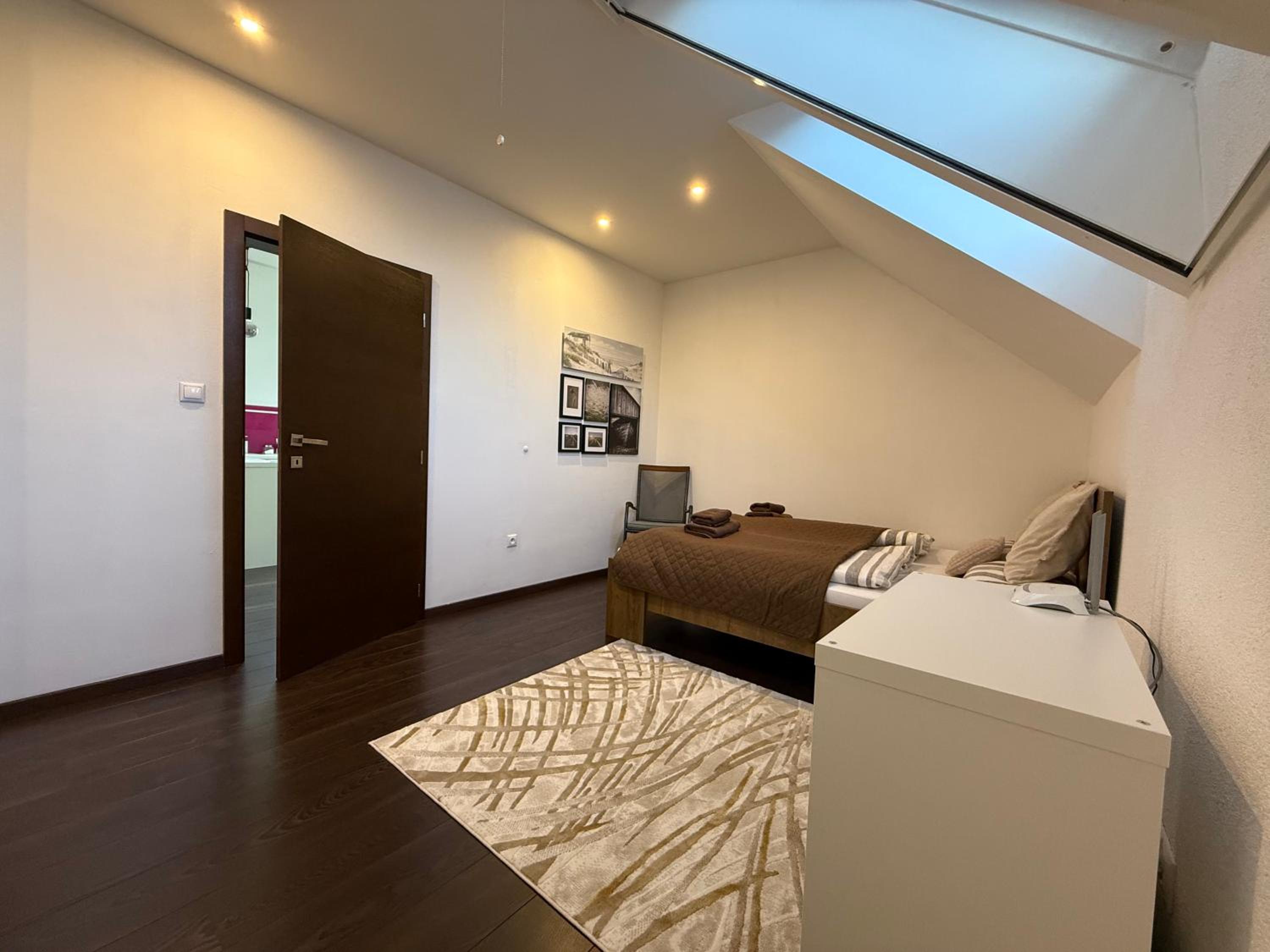 Olivia Suite