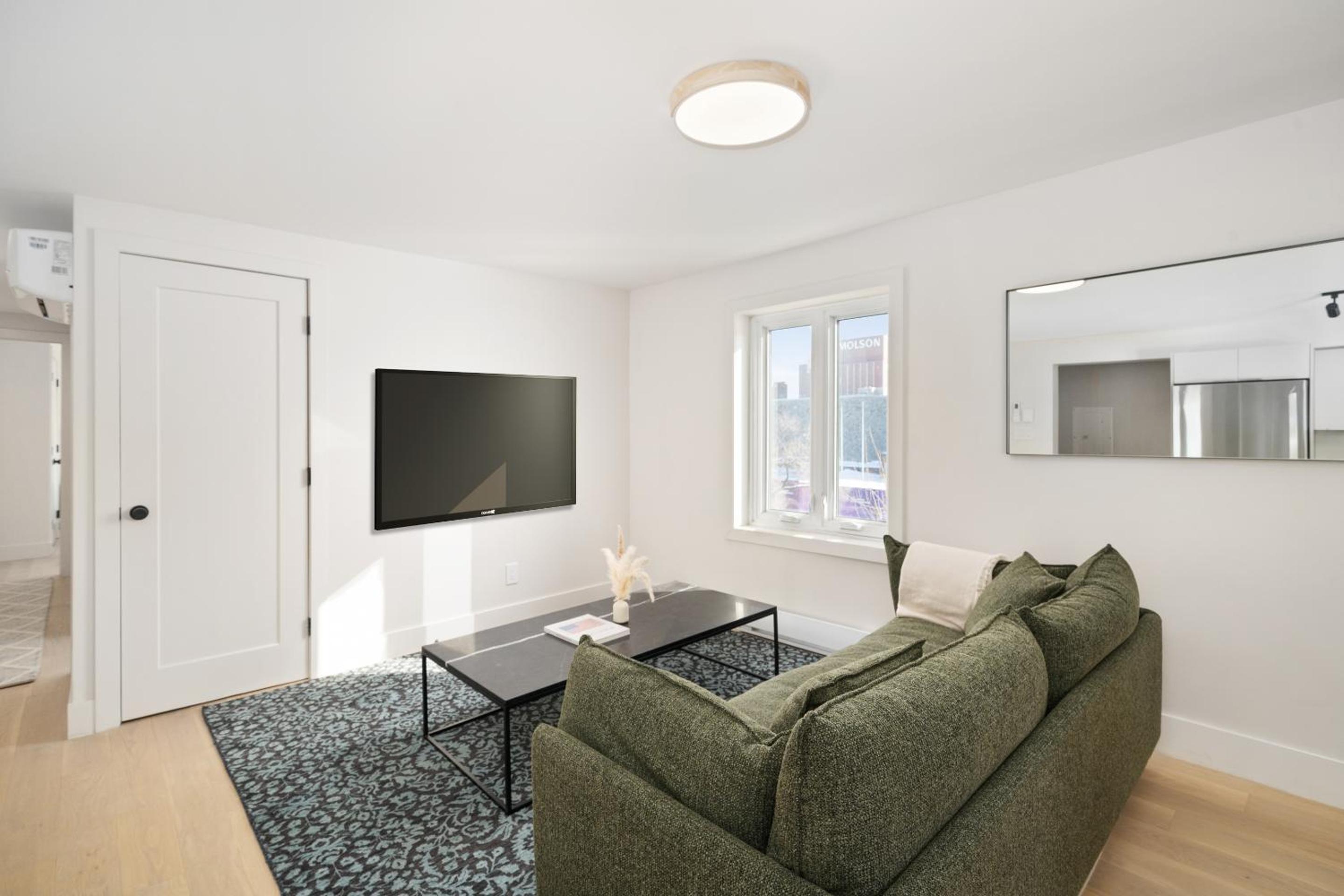 MTL Central Stay Apartments