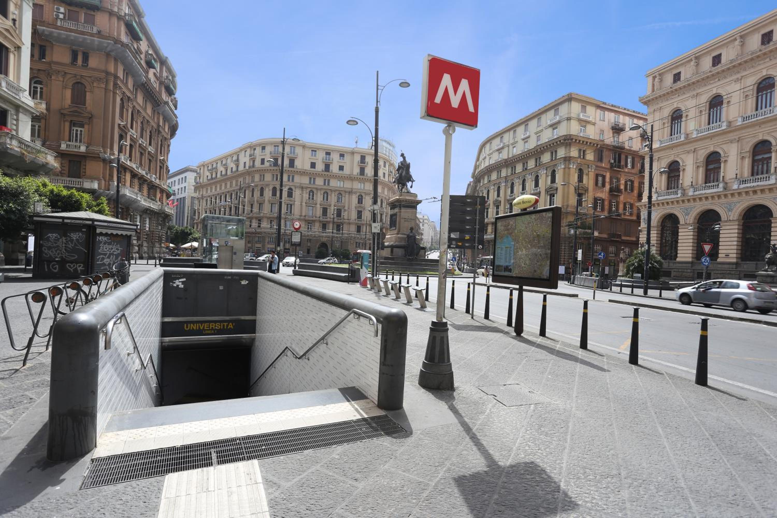 Piazza Bovio 22