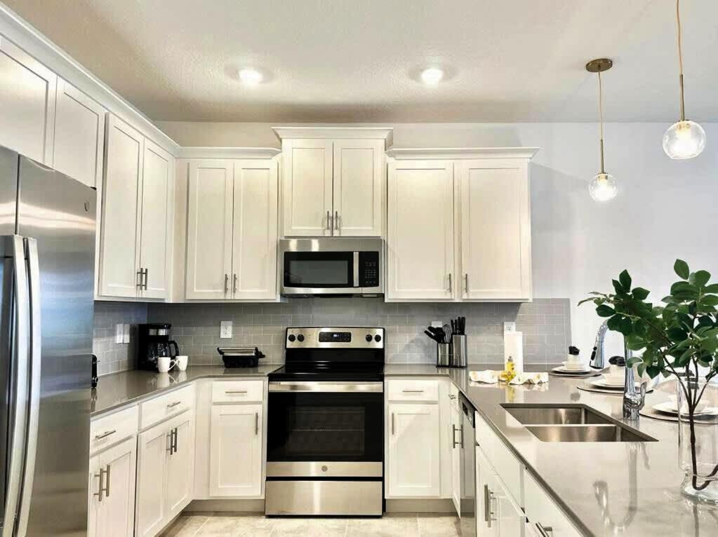 3BR Resort Condo with Waterpark near Disney