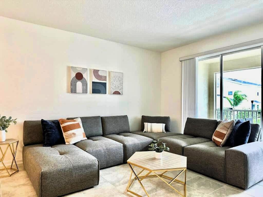 3BR Resort Condo with Waterpark near Disney