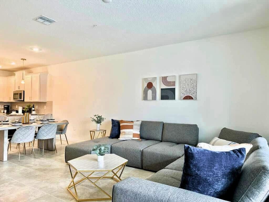 3BR Resort Condo with Waterpark near Disney