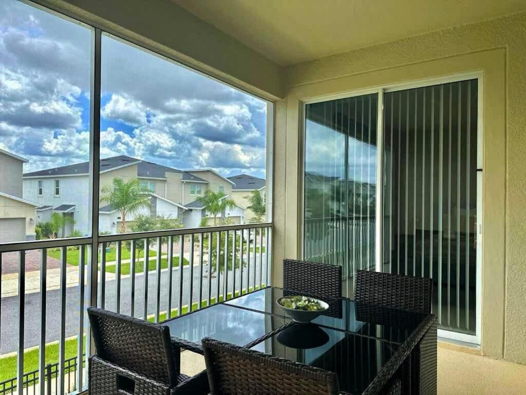3BR Resort Condo with Waterpark near Disney