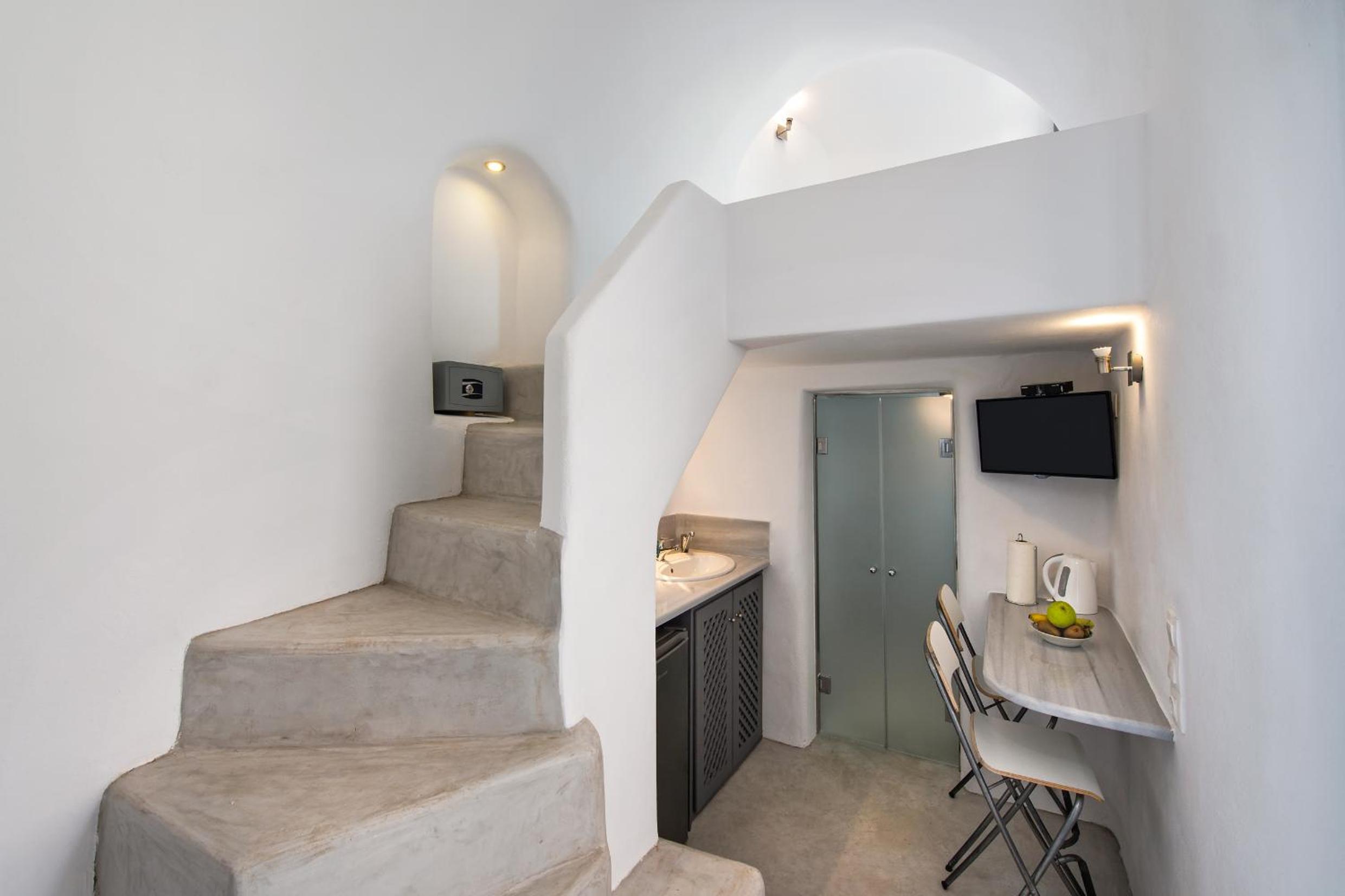 Oia Vacations - Theodora Suites - Property Image 91