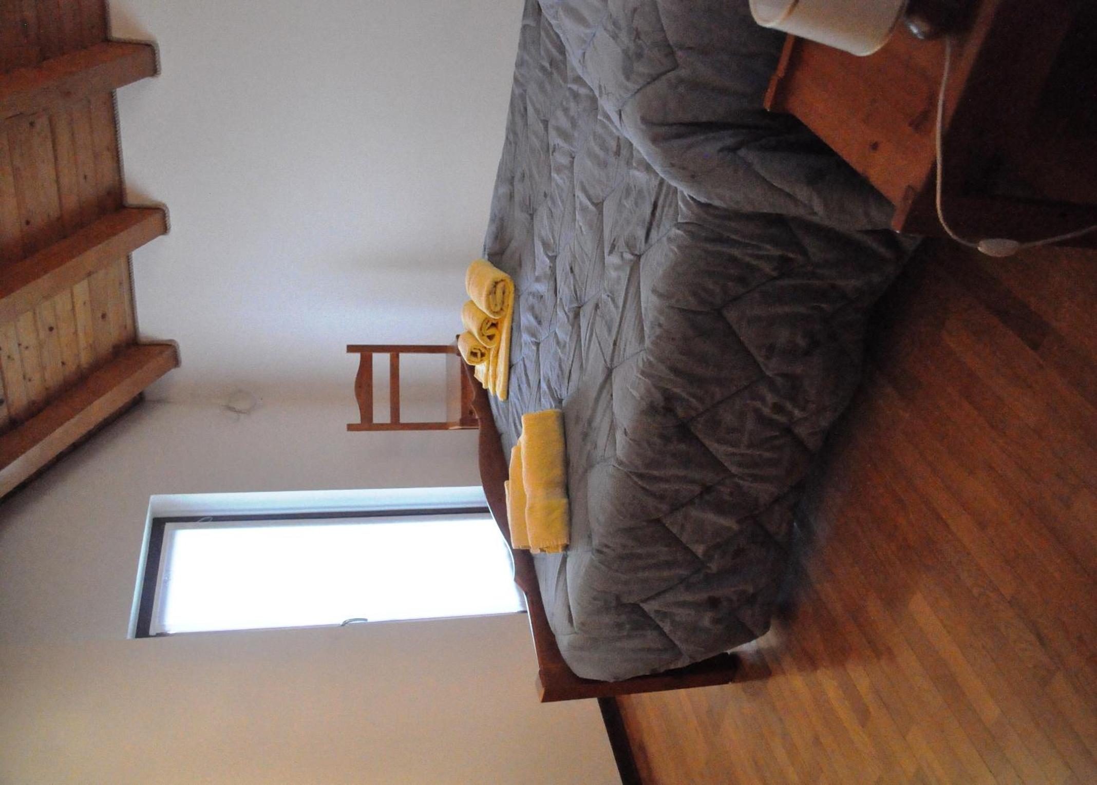 Photo 200