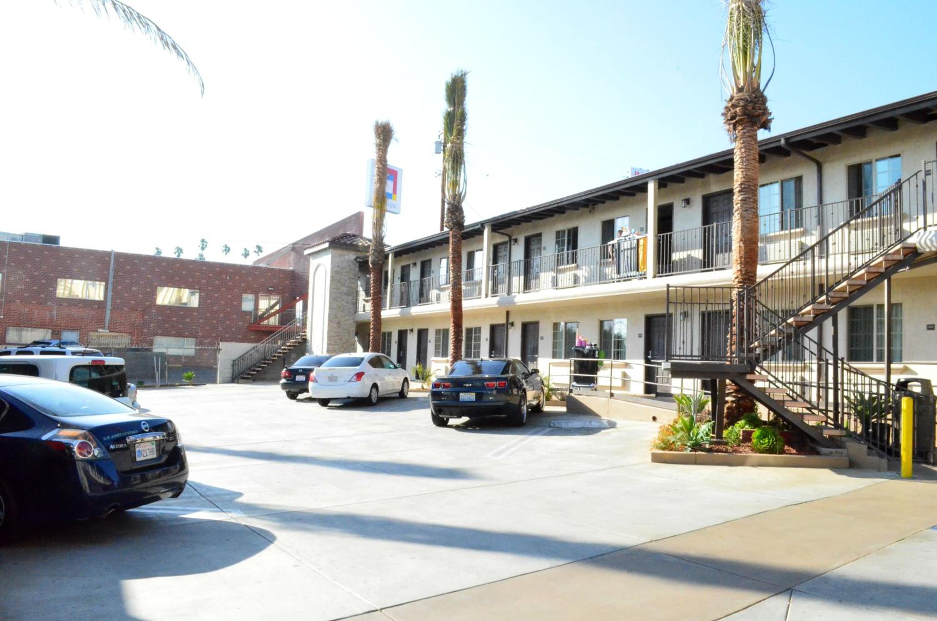 Tuscan Garden Inn