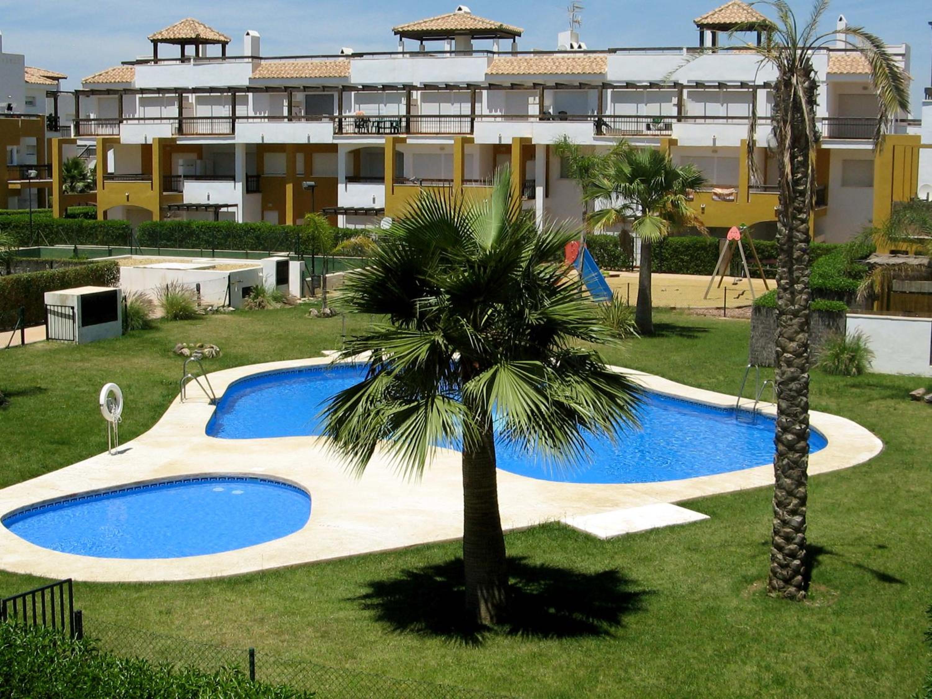 Hotel Apartamento VenAVera Playa Lomas del Mar I G1-1A Piscina Cubierta Pádel y WIFI - Image 1