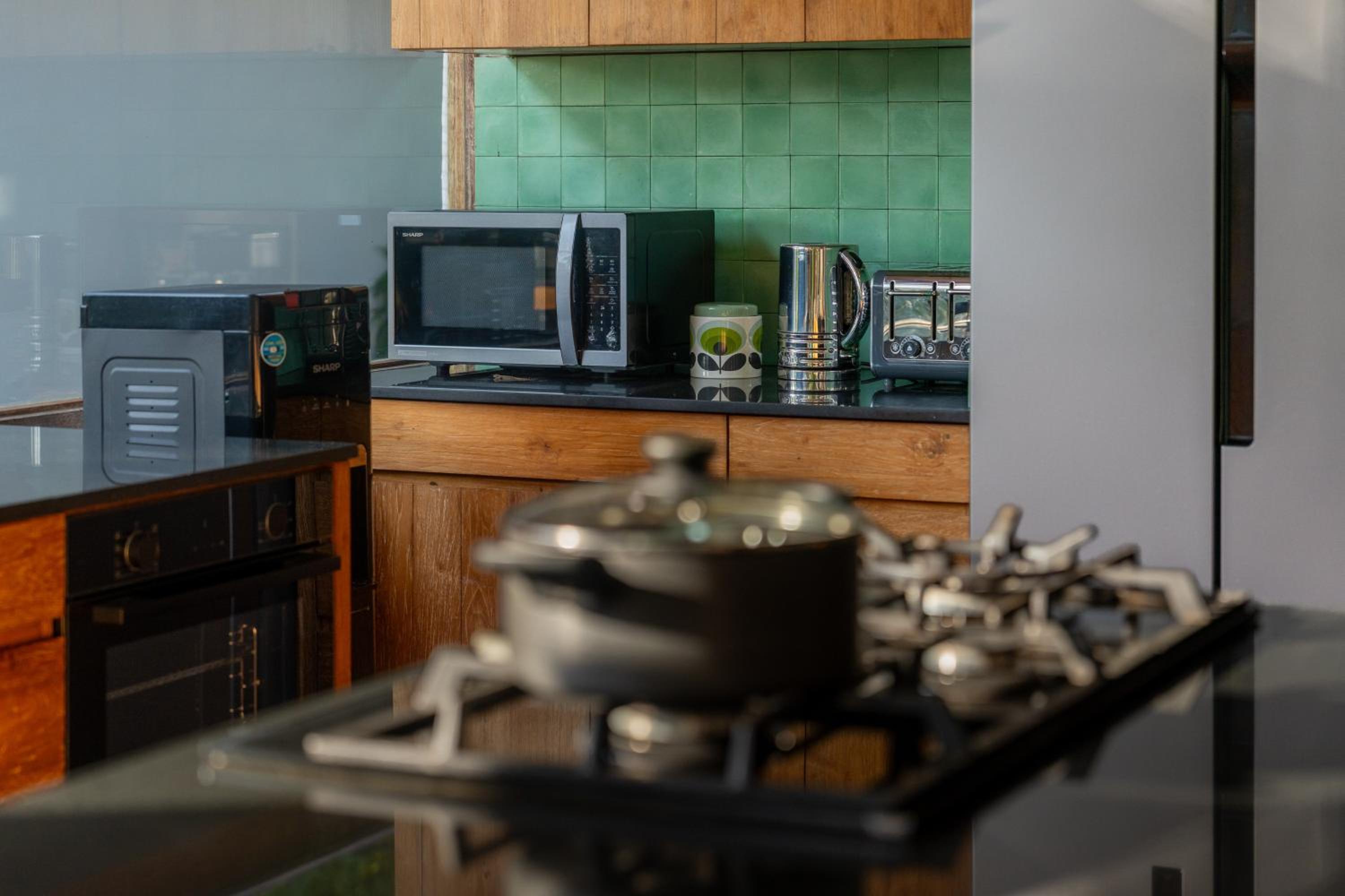 Villa Casa Gili T 4BR Villa, Pool, Gym & Bikes