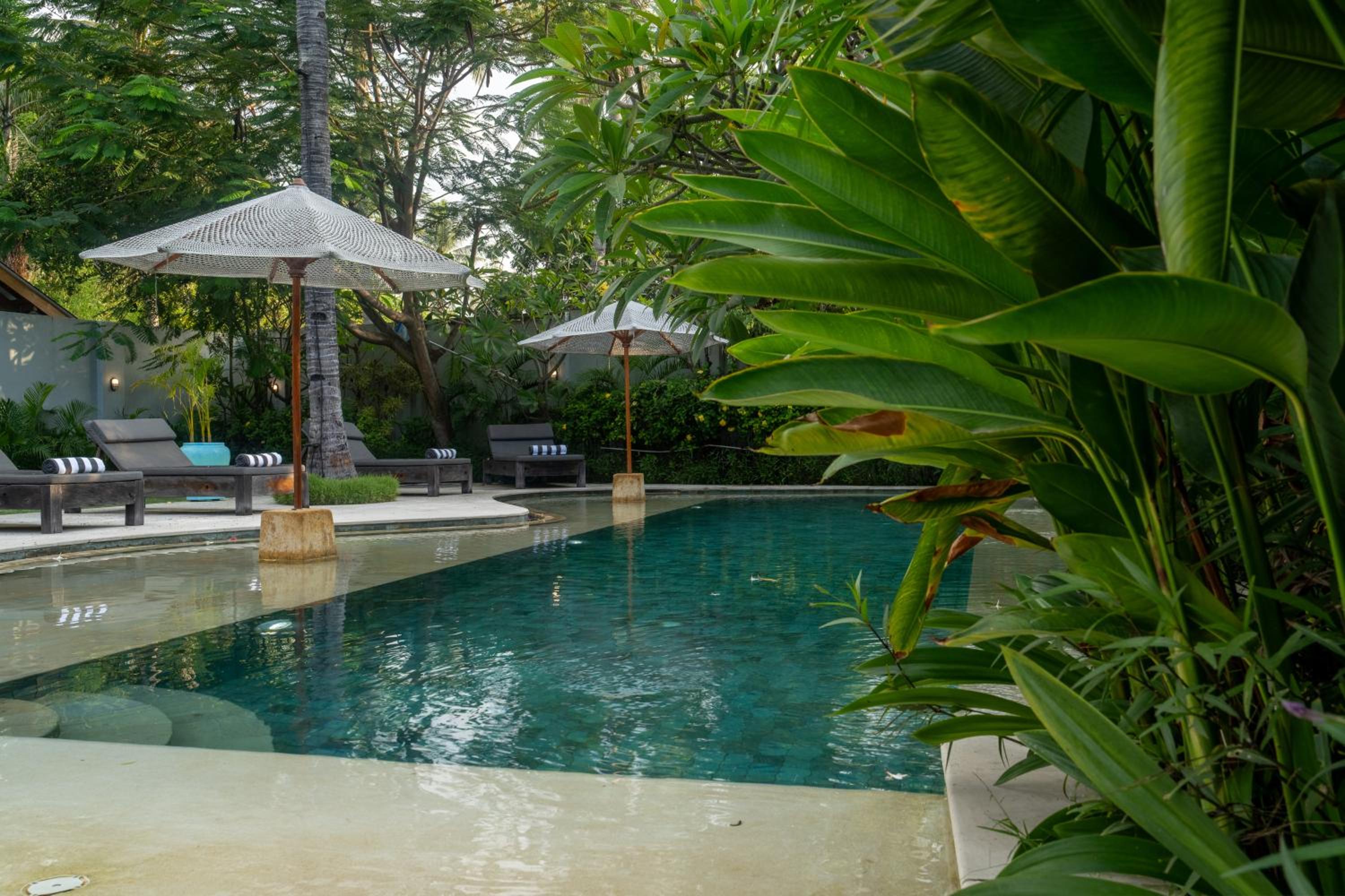 Villa Casa Gili T 4BR Villa, Pool, Gym & Bikes