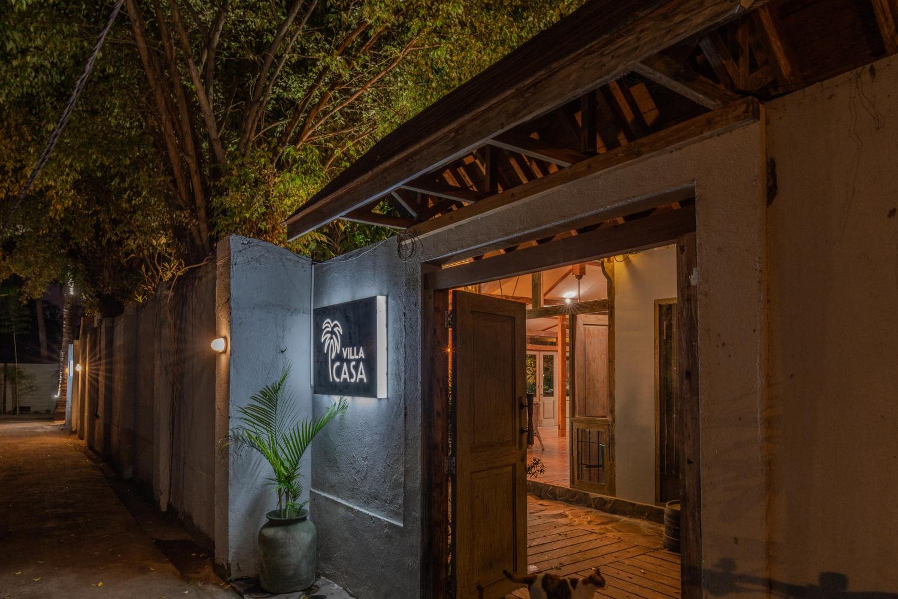 Villa Casa Gili T 4BR Villa, Pool, Gym & Bikes
