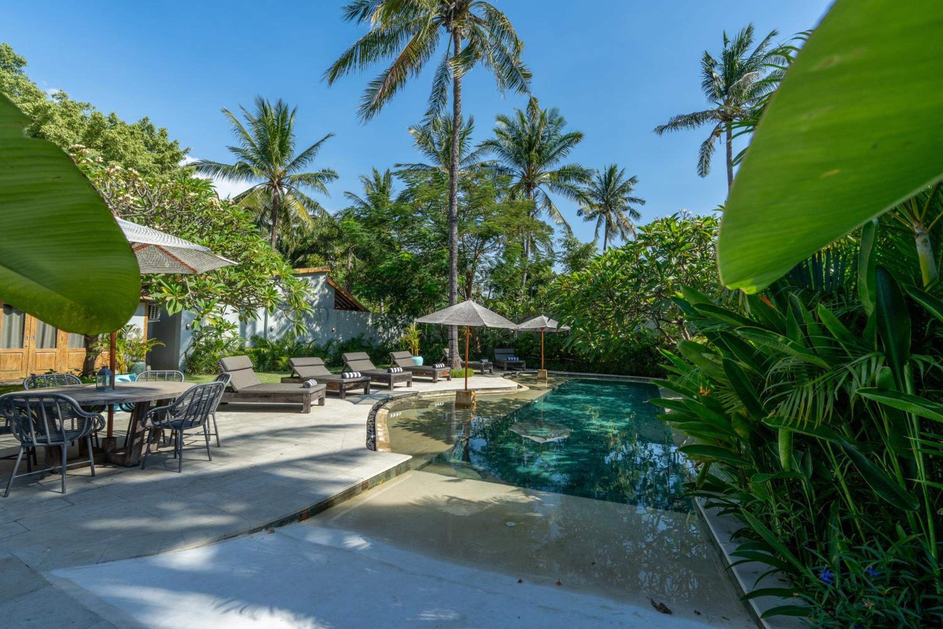 Villa Casa Gili T 4BR Villa, Pool, Gym & Bikes
