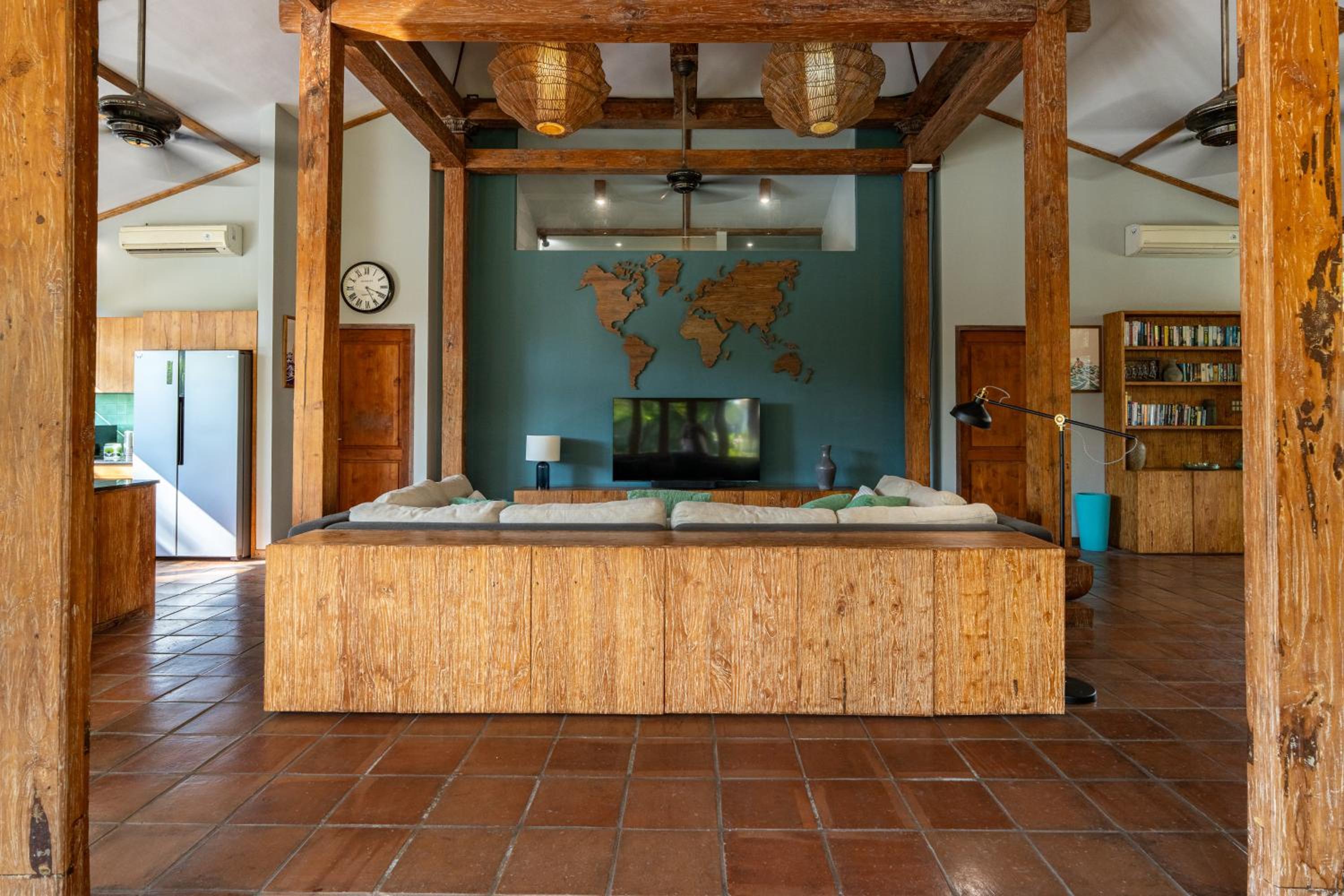 Villa Casa Gili T 4BR Villa, Pool, Gym & Bikes