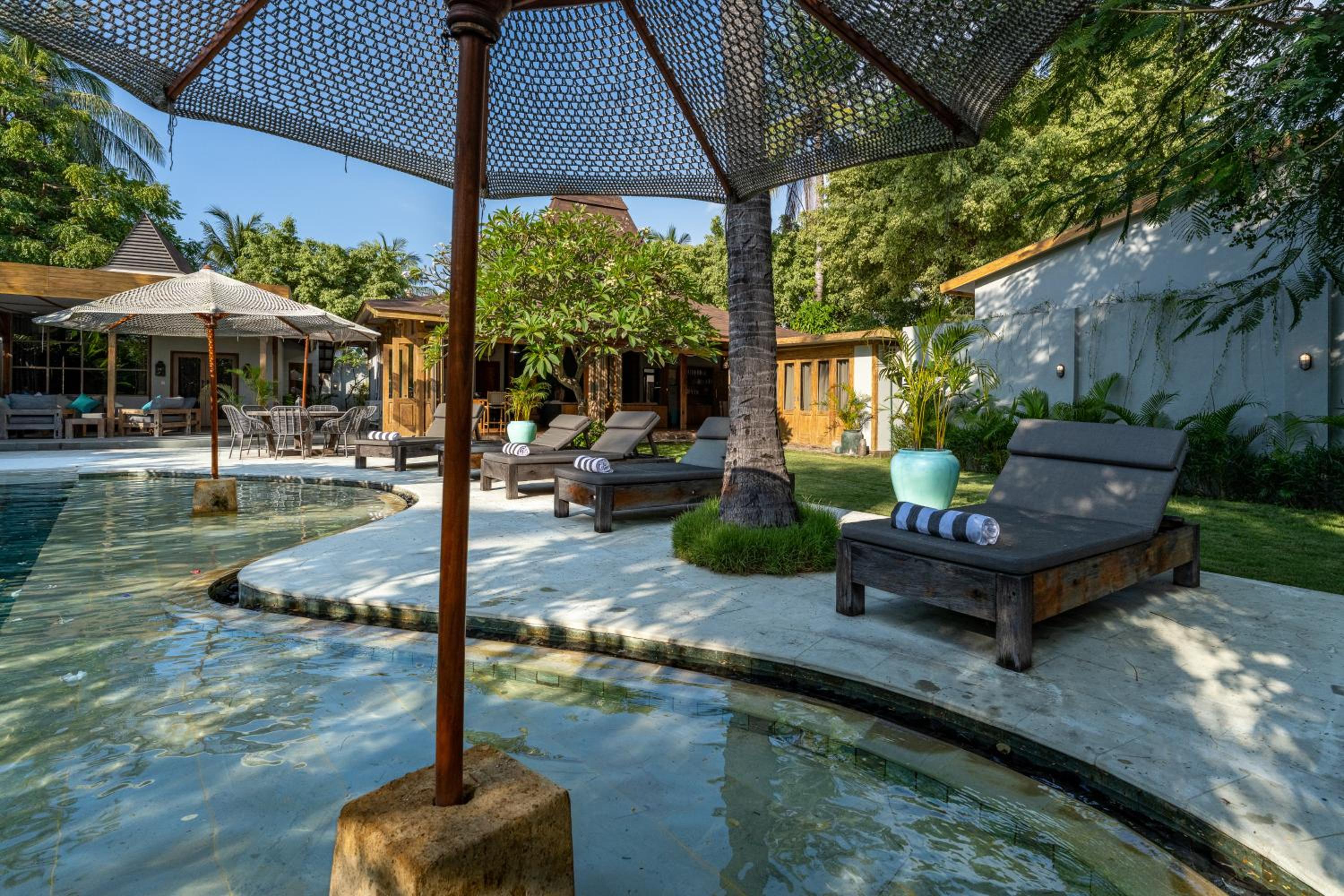 Villa Casa Gili T 4BR Villa, Pool, Gym & Bikes