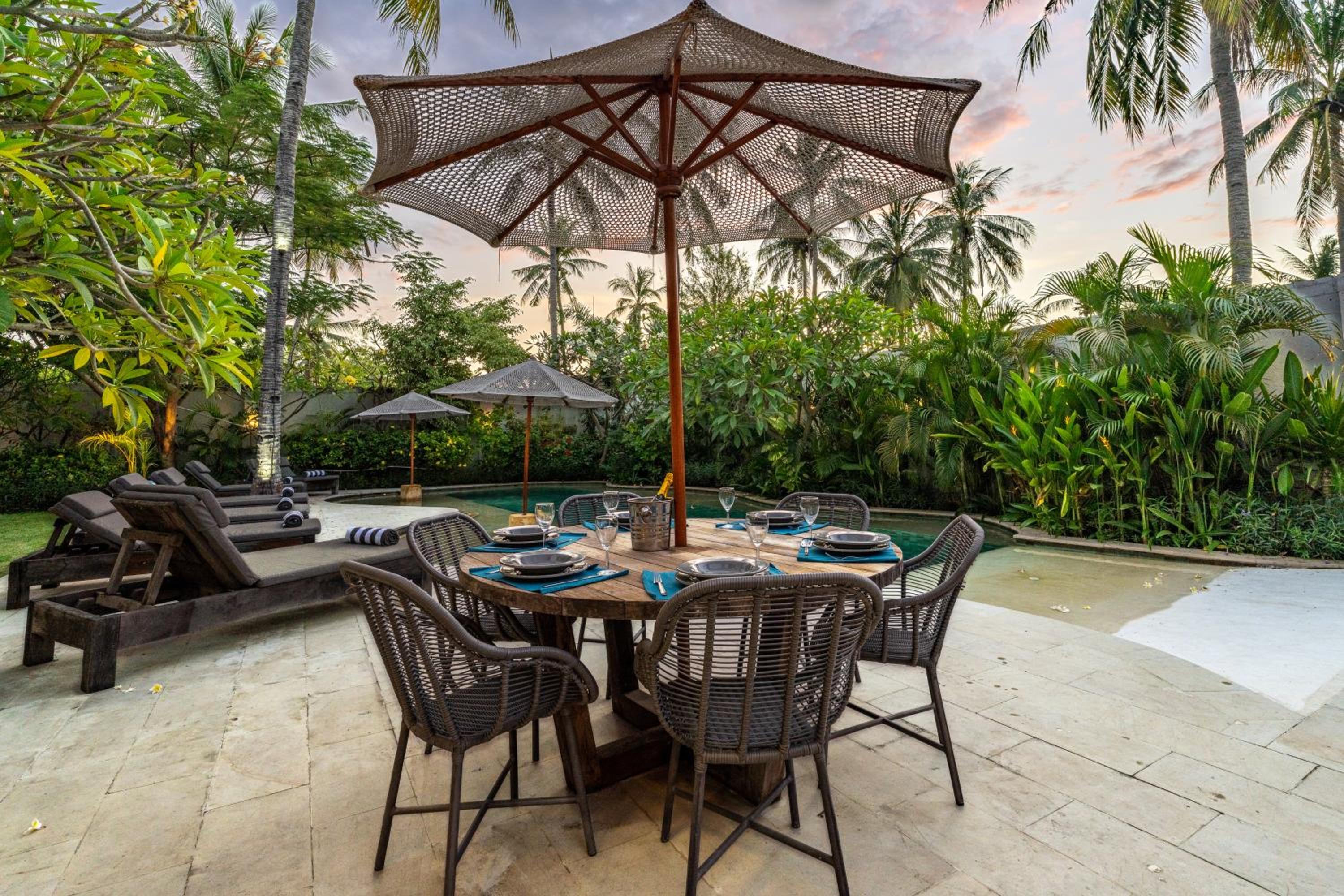 Villa Casa Gili T 4BR Villa, Pool, Gym & Bikes