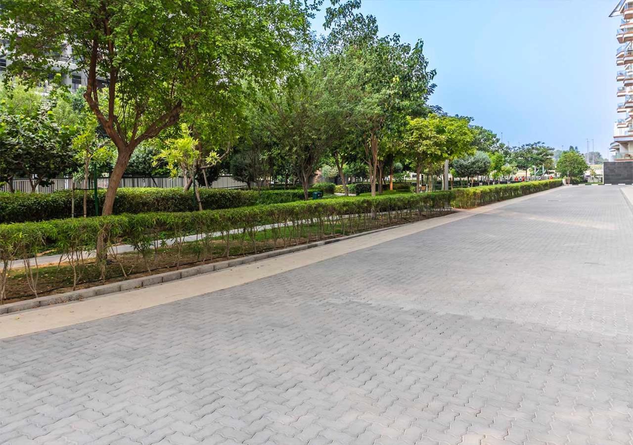 Royal Vista - Luxury 1BR Apartments at Kensington Waters