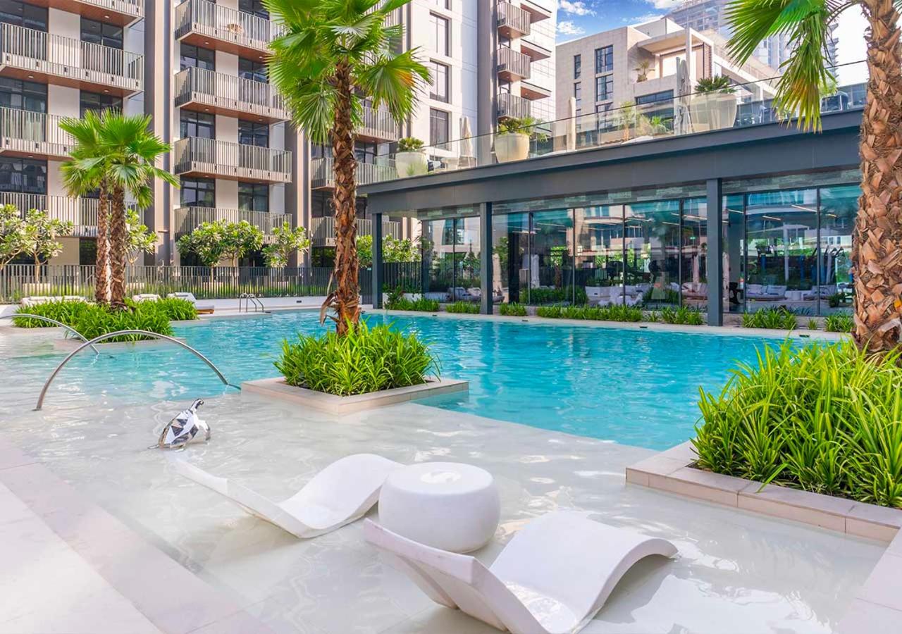 Royal Vista - Luxury 1BR Apartments at Kensington Waters