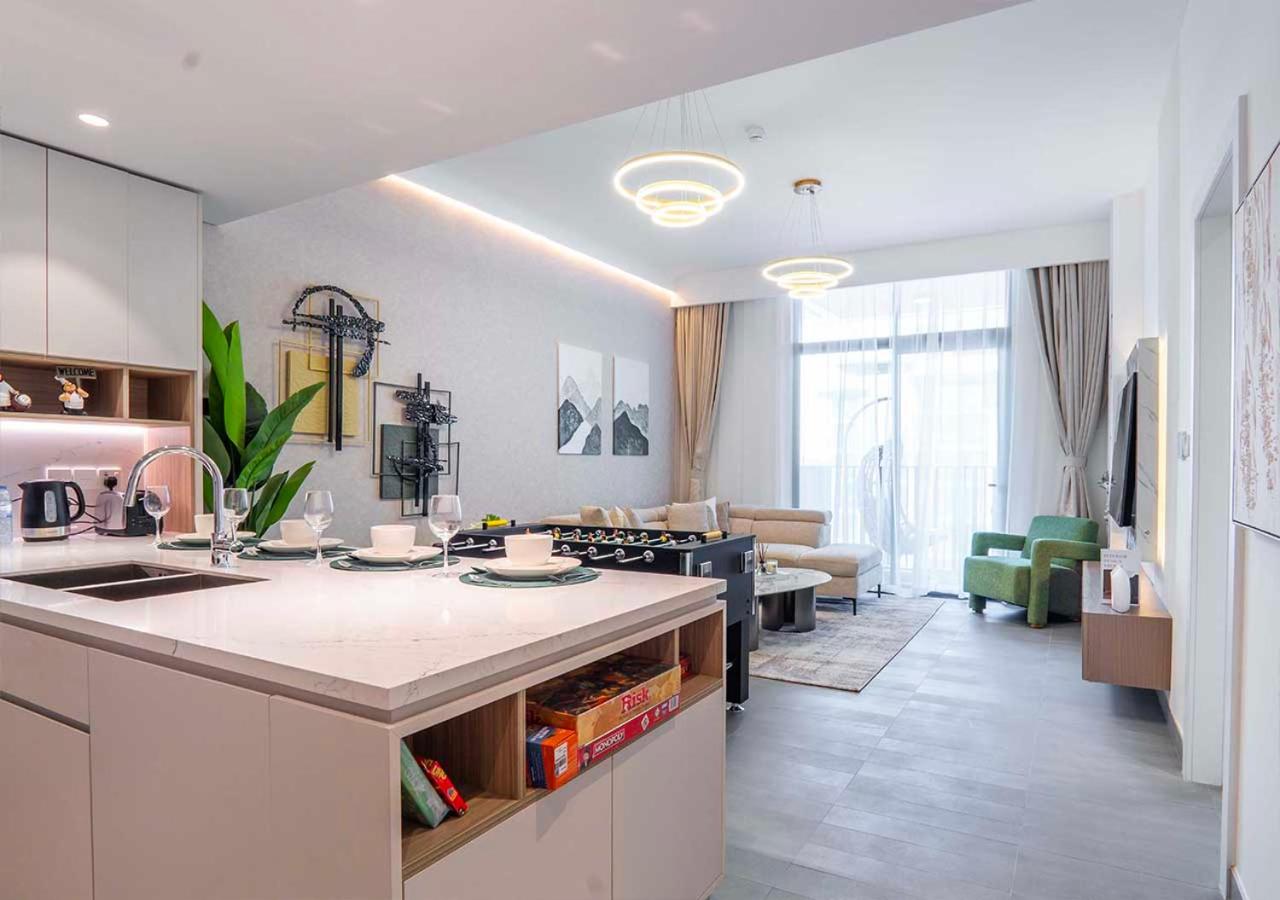 Royal Vista - Luxury 1BR Apartments at Kensington Waters