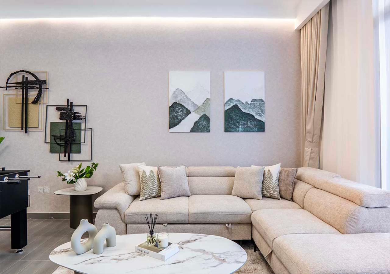 Royal Vista - Luxury 1BR Apartments at Kensington Waters