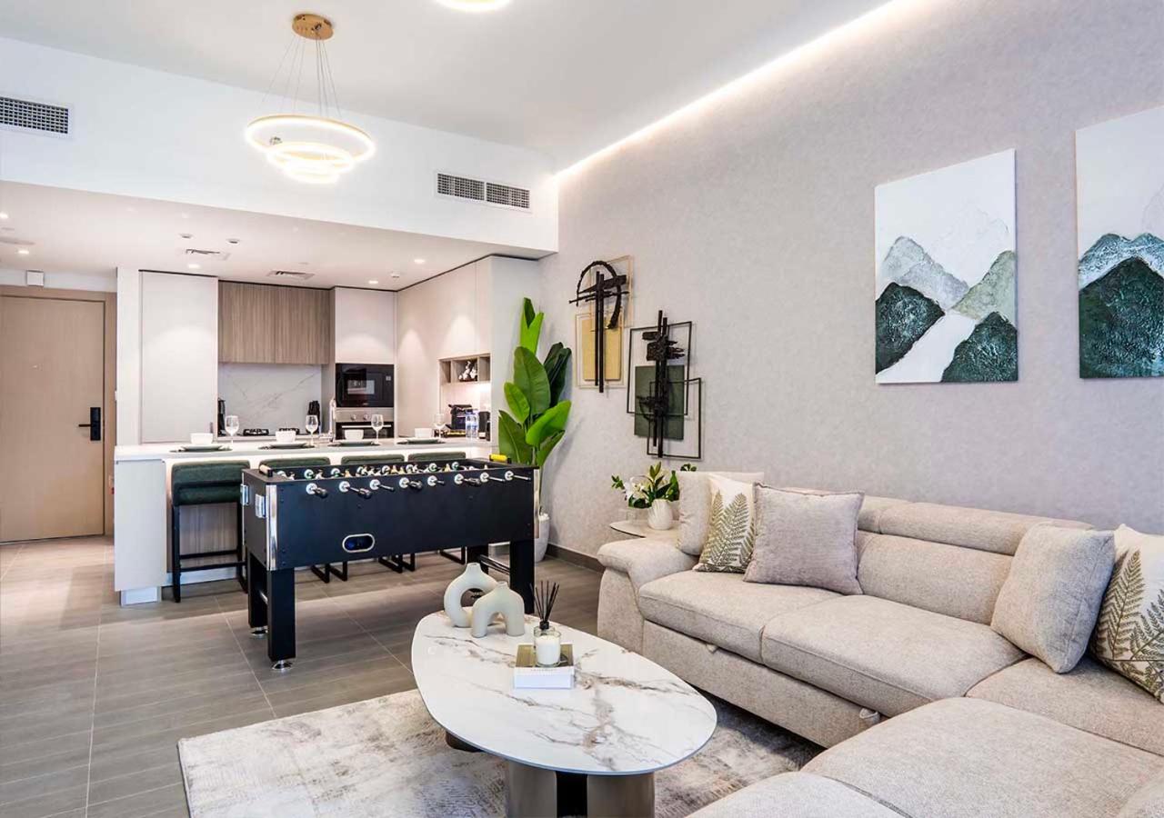 Royal Vista - Luxury 1BR Apartments at Kensington Waters