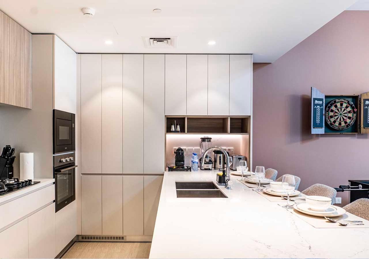 Royal Vista - Luxury 1BR Apartments at Kensington Waters
