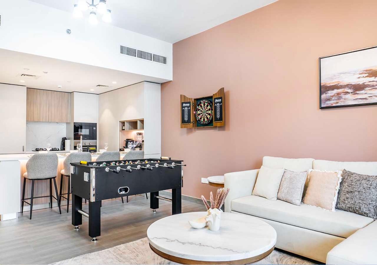 Royal Vista - Luxury 1BR Apartments at Kensington Waters