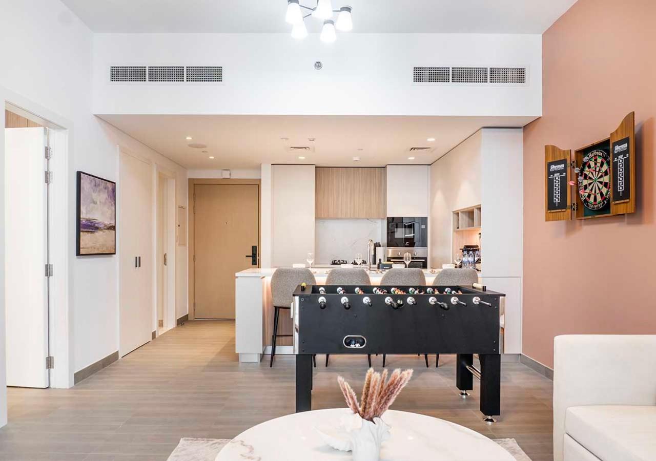Royal Vista - Luxury 1BR Apartments at Kensington Waters