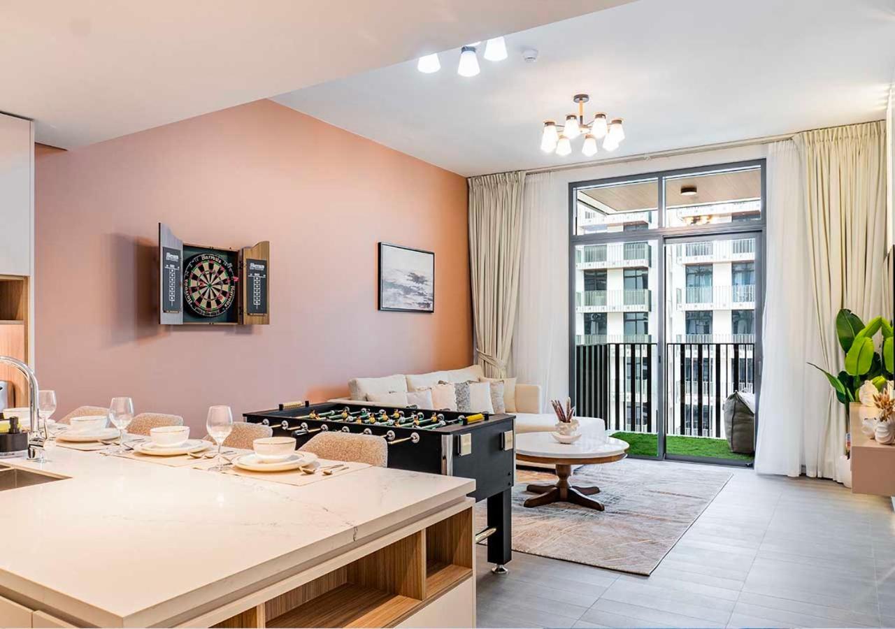 Royal Vista - Luxury 1BR Apartments at Kensington Waters