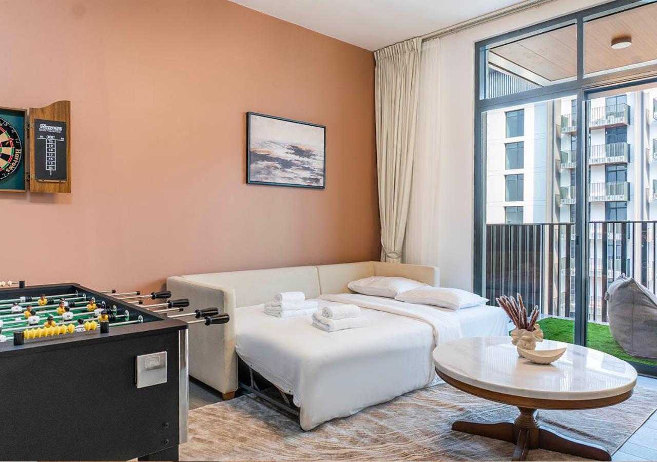 Royal Vista - Luxury 1BR Apartments at Kensington Waters