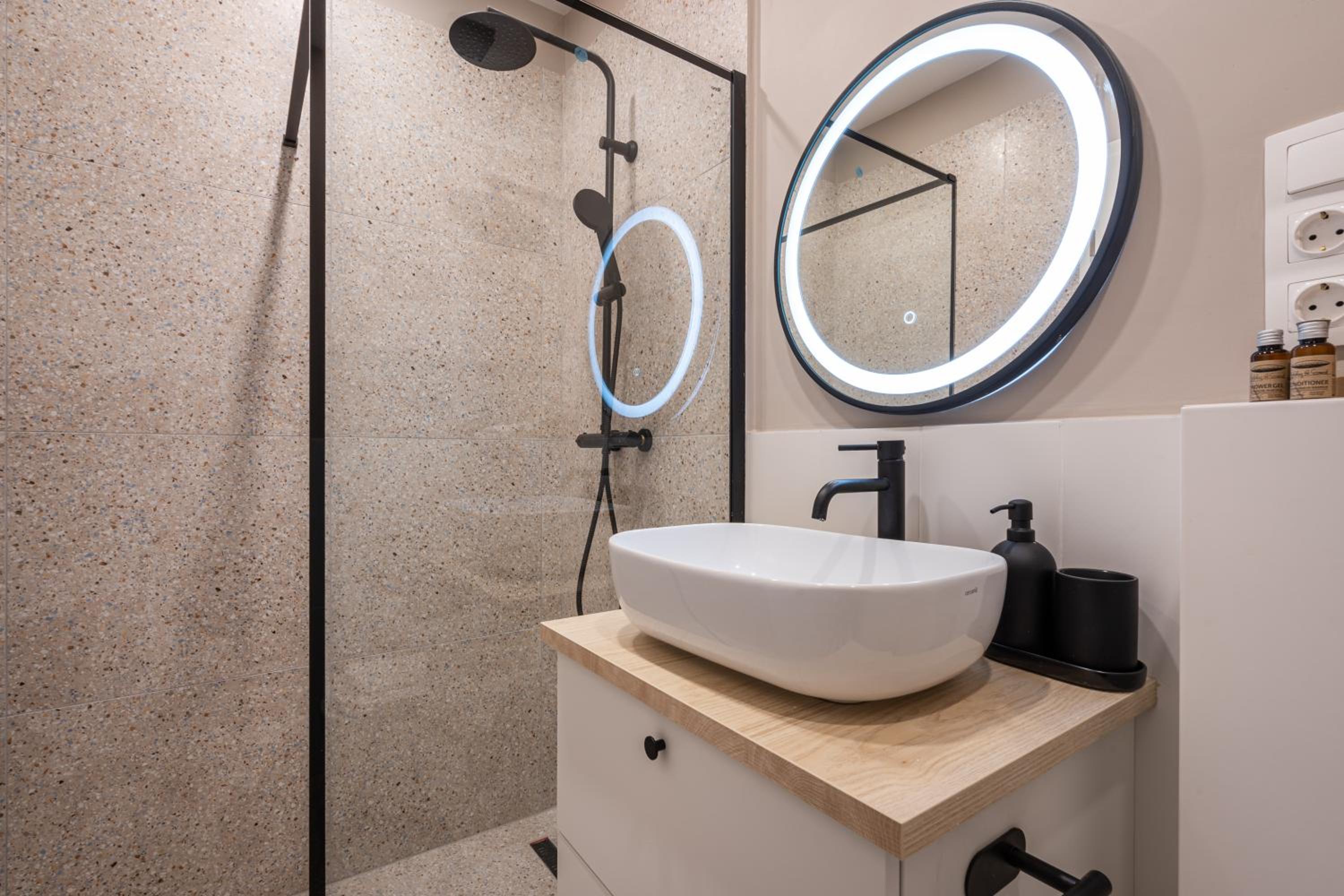 KL35 - Boutique Apartments, Best Location by BQA