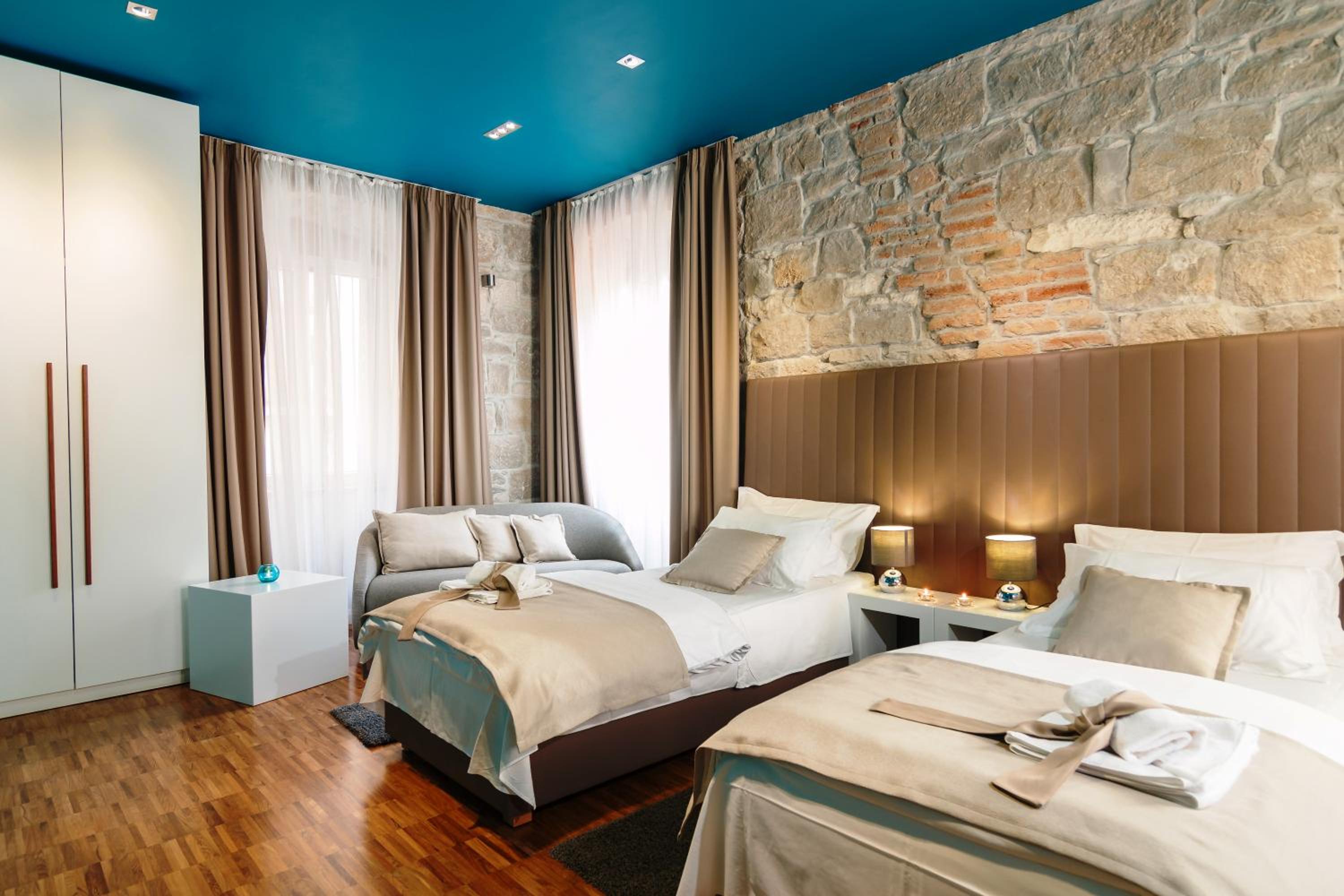 Riva Luxury Rooms photo 4