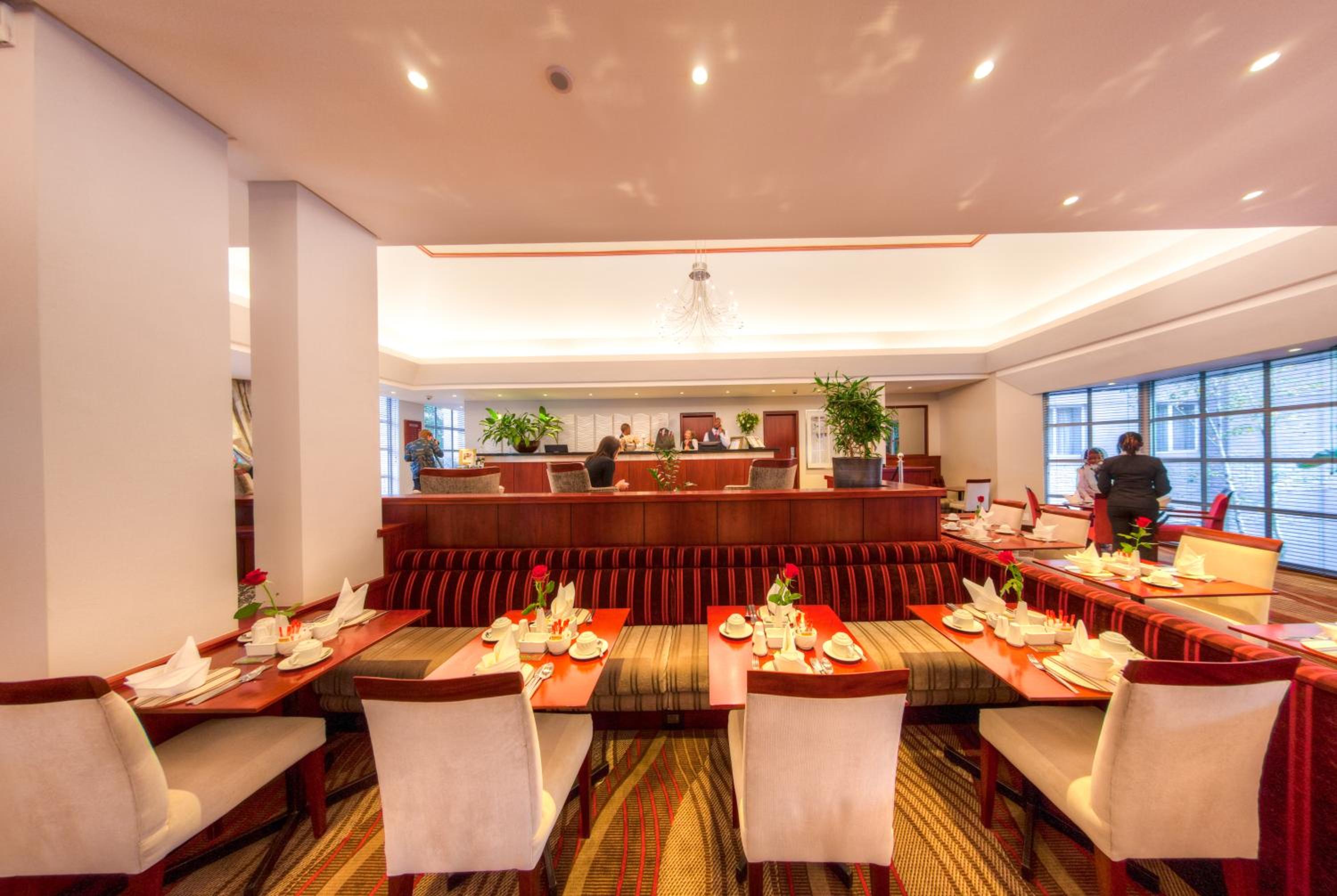 Johannesburg Vacations - City Lodge Hotel Sandton, Morningside - Property Image 1