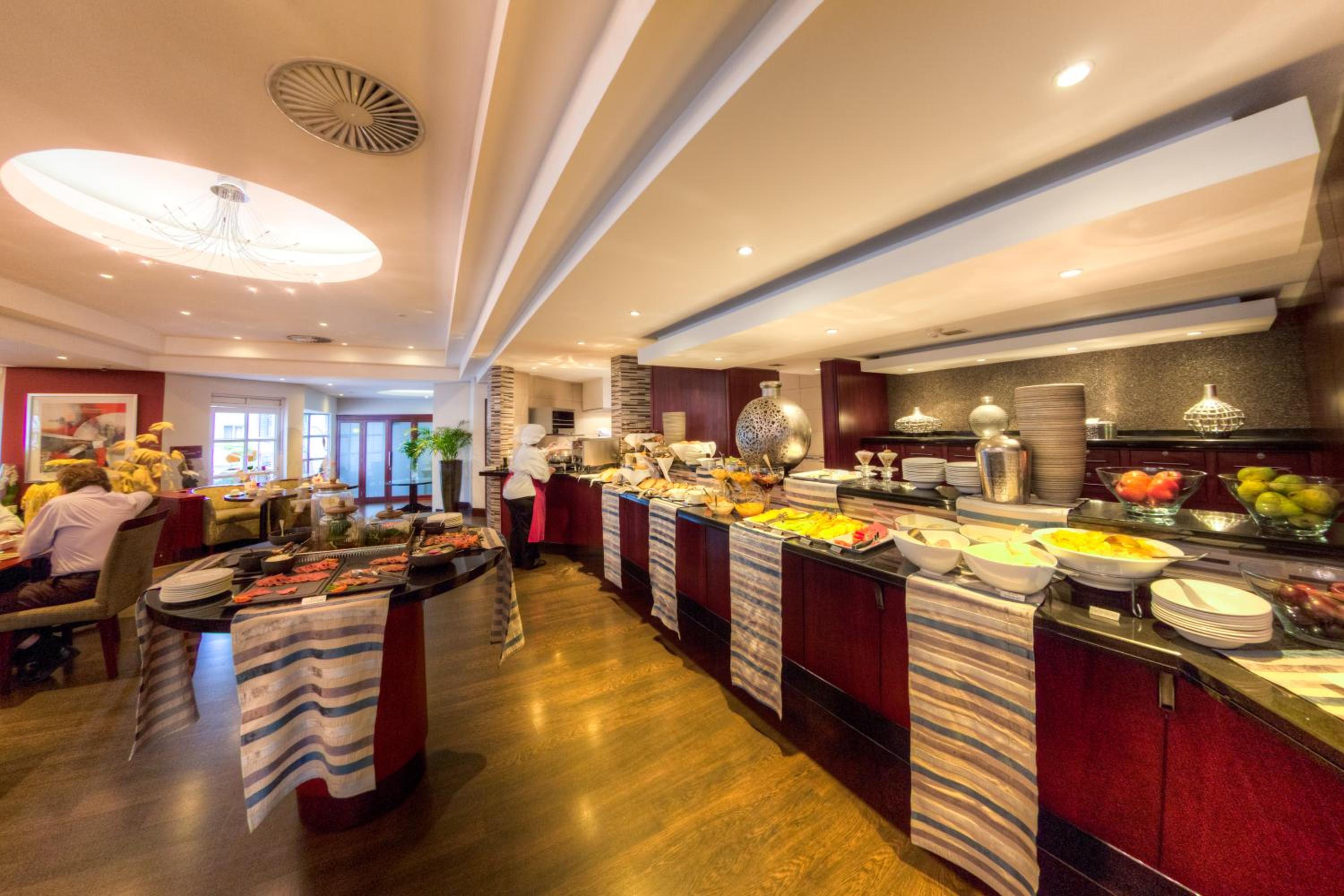 Johannesburg Vacations - City Lodge Hotel Sandton, Morningside - Property Image 14