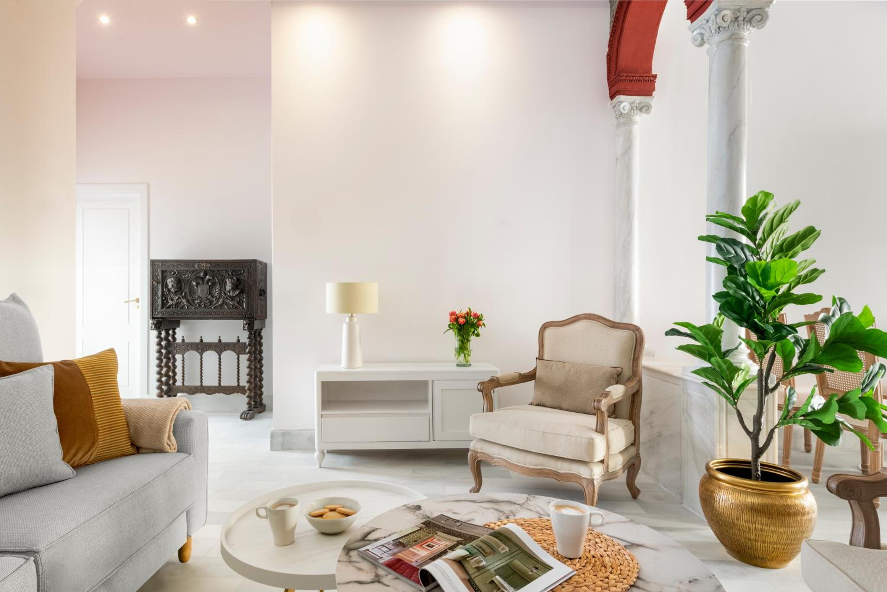 Casa Palacio Bailén by Magno Apartments