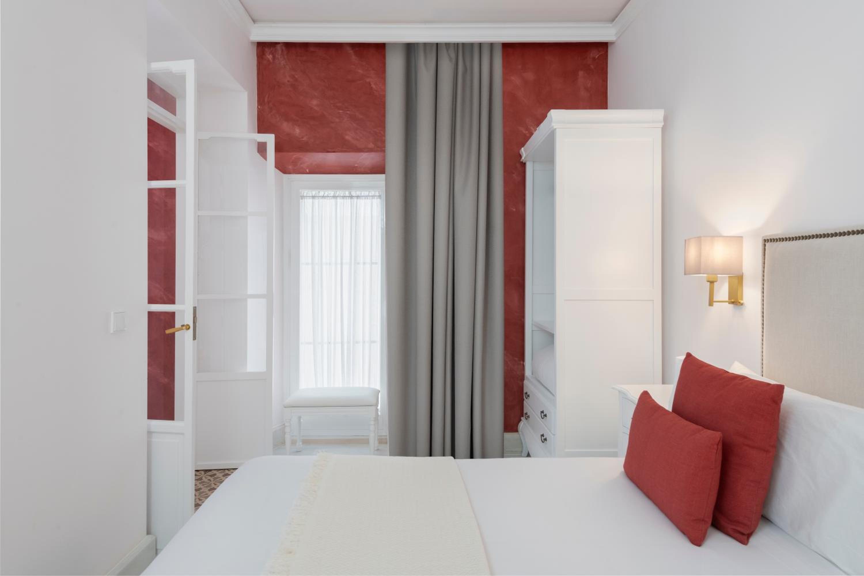 Casa Palacio Bailén by Magno Apartments