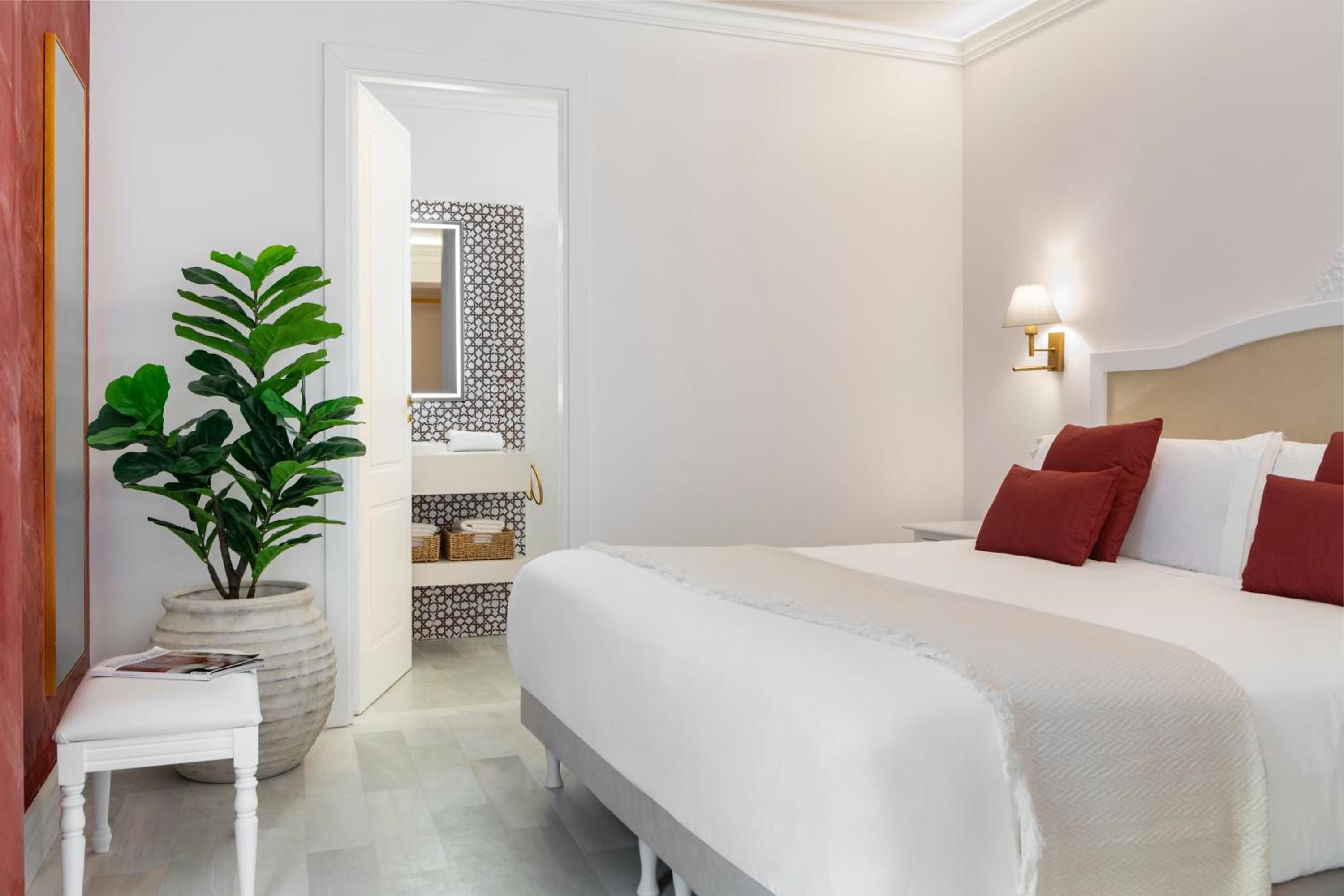 Casa Palacio Bailén by Magno Apartments