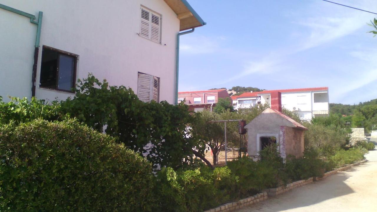 Photo 42