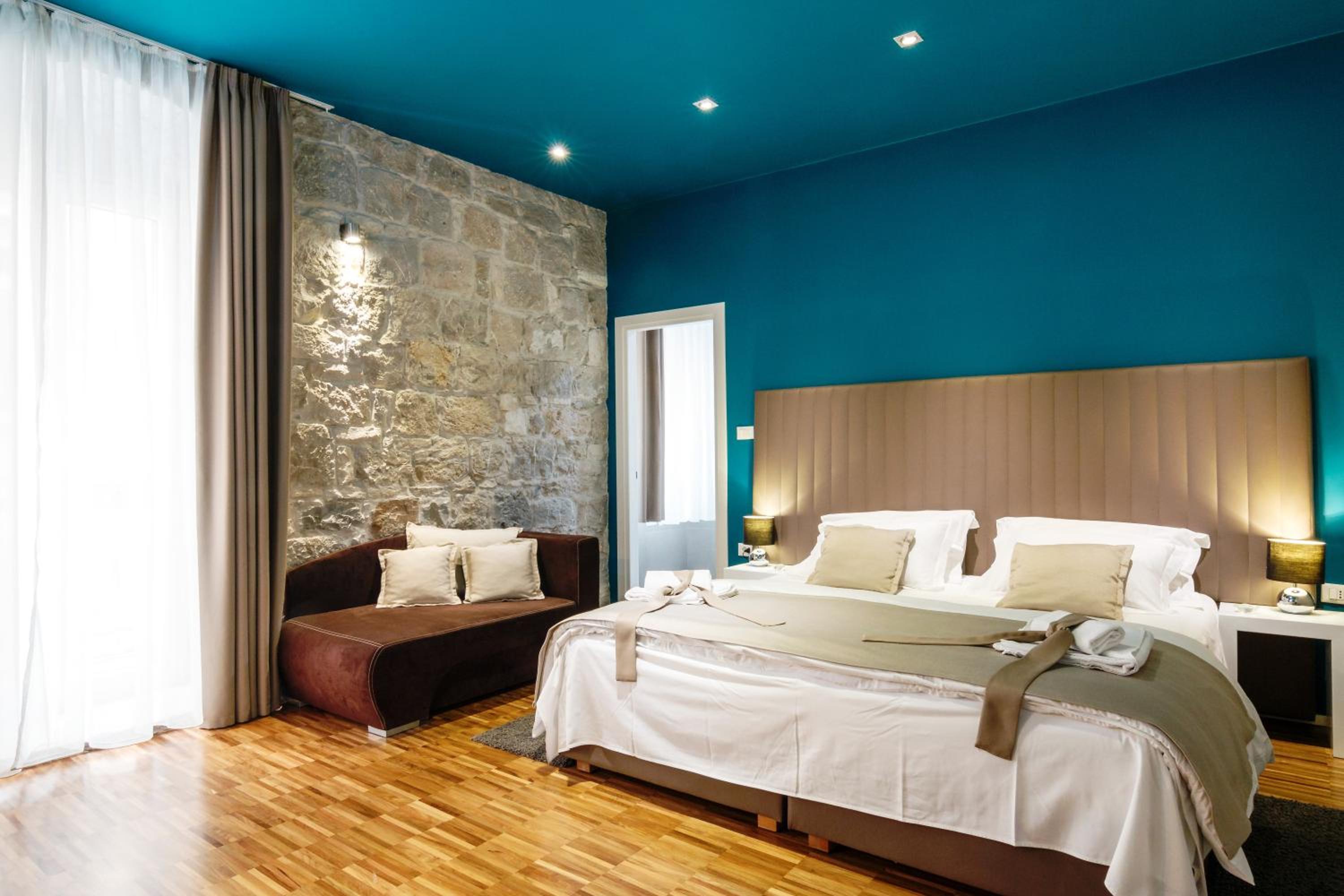 Riva Luxury Rooms photo 37 of 87