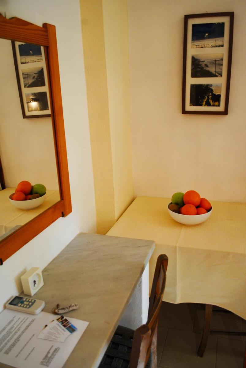 Photo 48