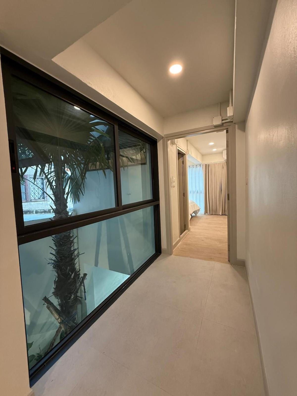 2 Bed & 2 Bath Suite, 2nd floor