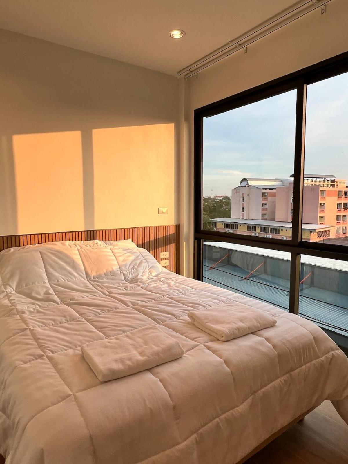 2 Bed & 2 Bath Suite, 4th floor