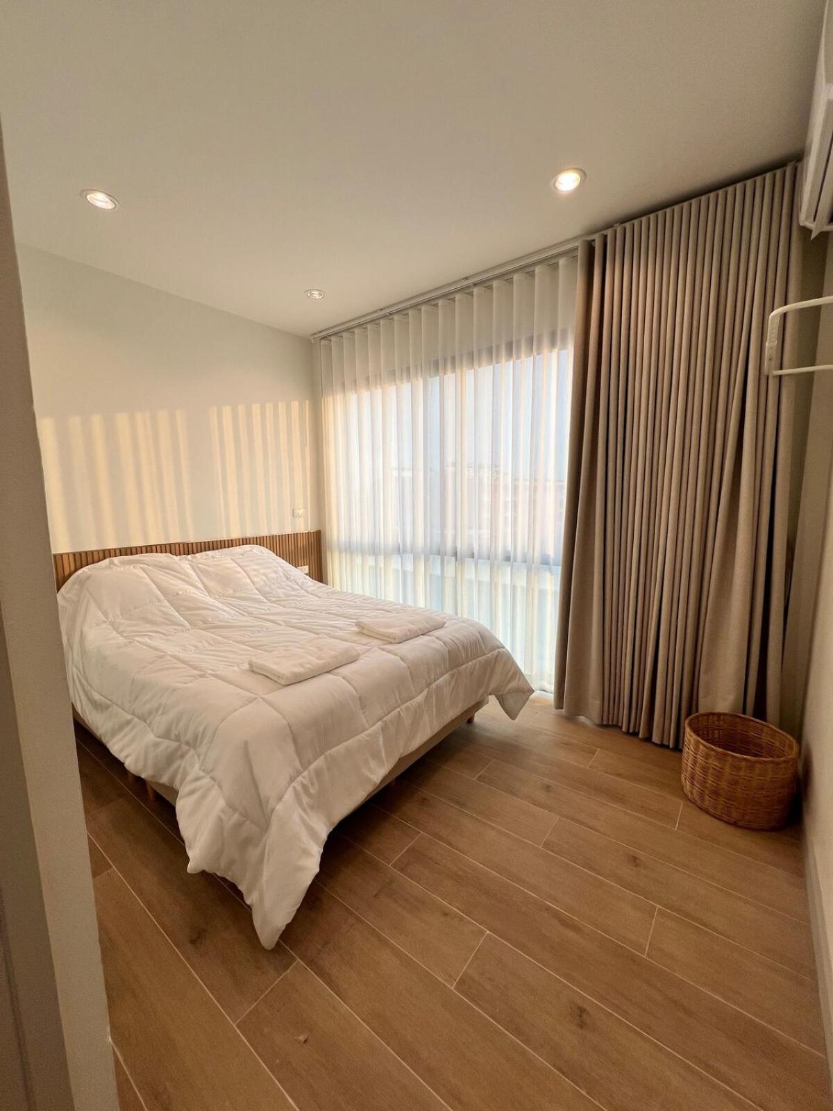 2 Bed & 2 Bath Suite, 4th floor