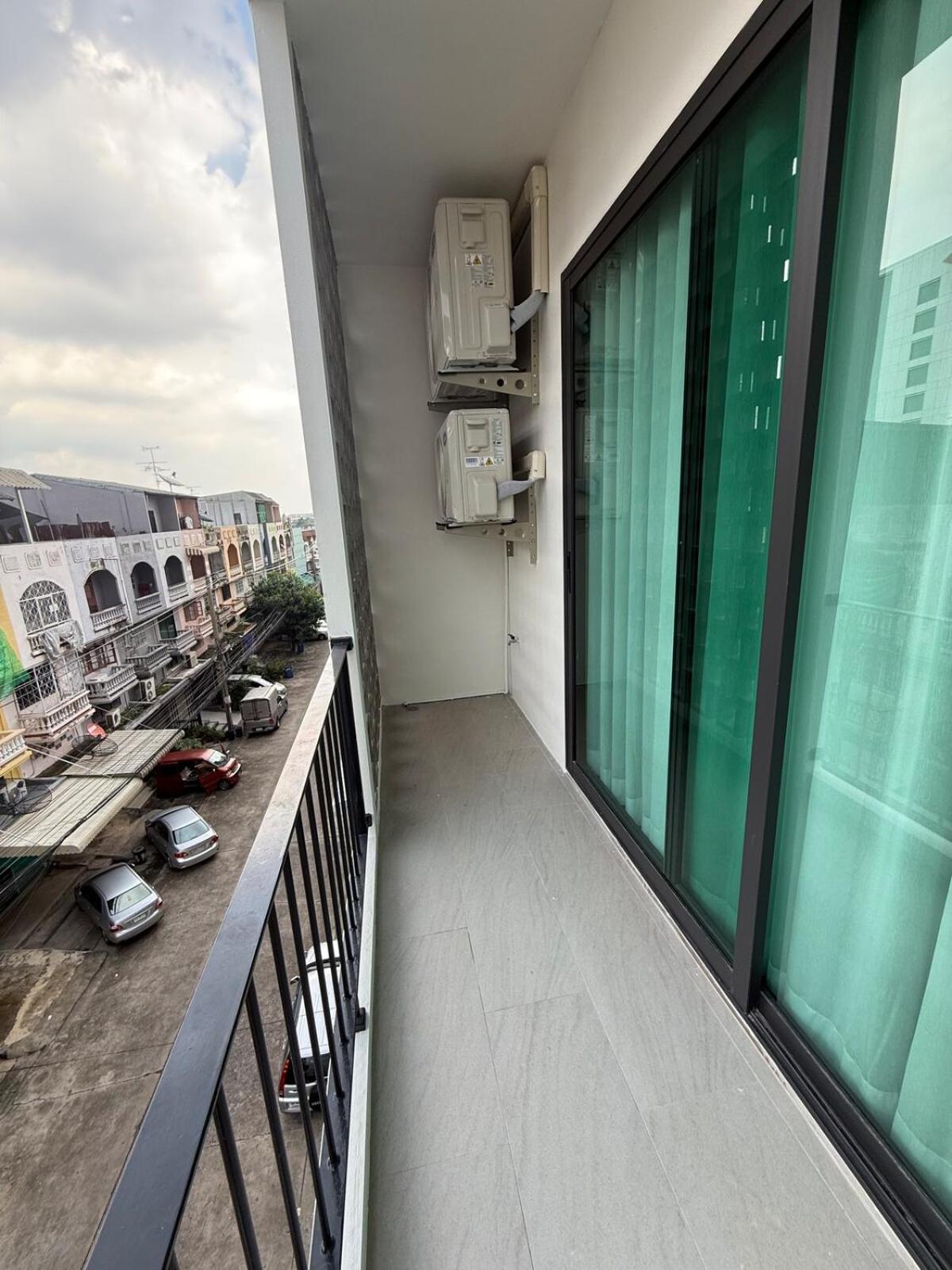 2 Bed & 2 Bath Suite, 4th floor