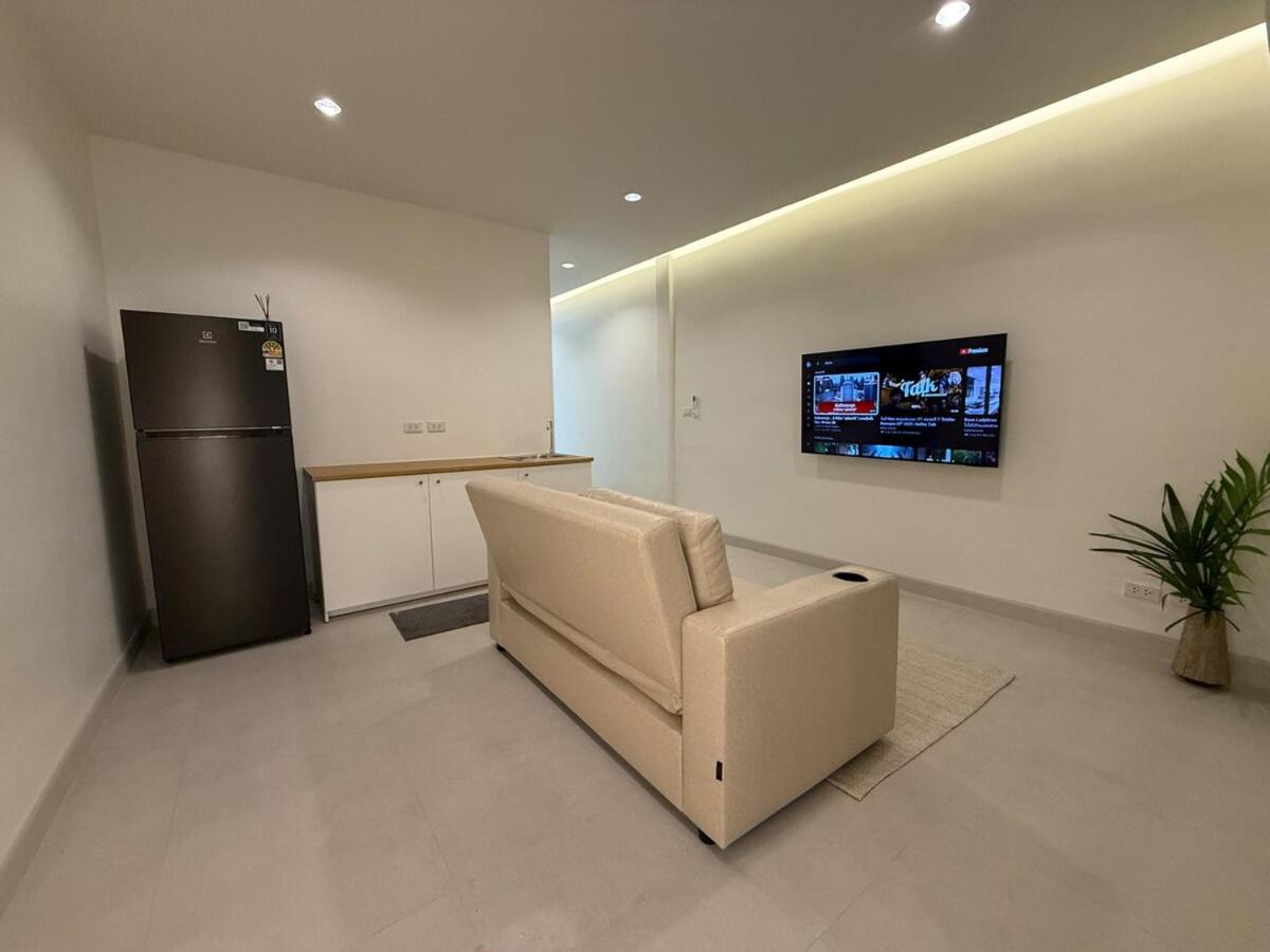 2 Bed & 2 Bath Suite, 5th floor