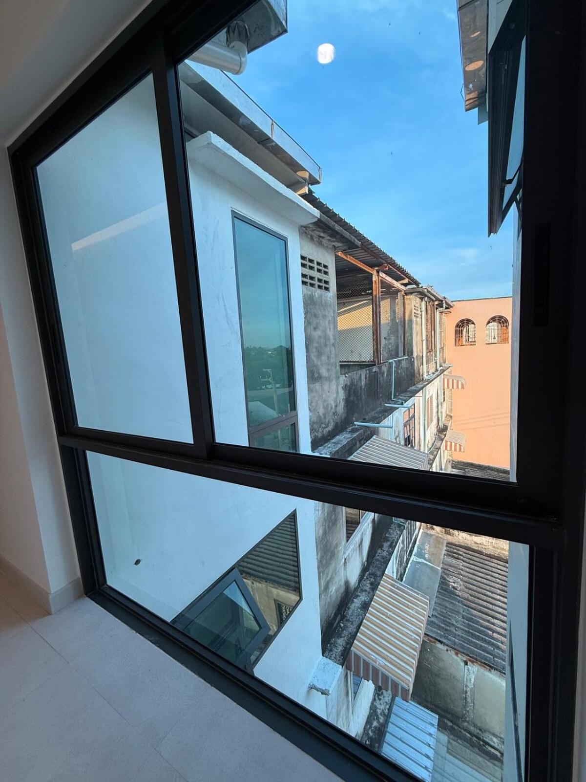 2 Bed & 2 Bath Suite, 5th floor