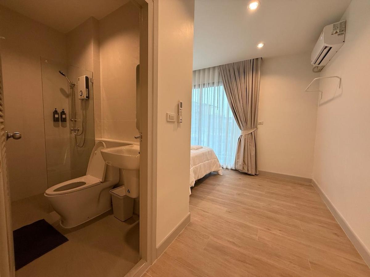 2 Bed & 2 Bath Suite, 5th floor