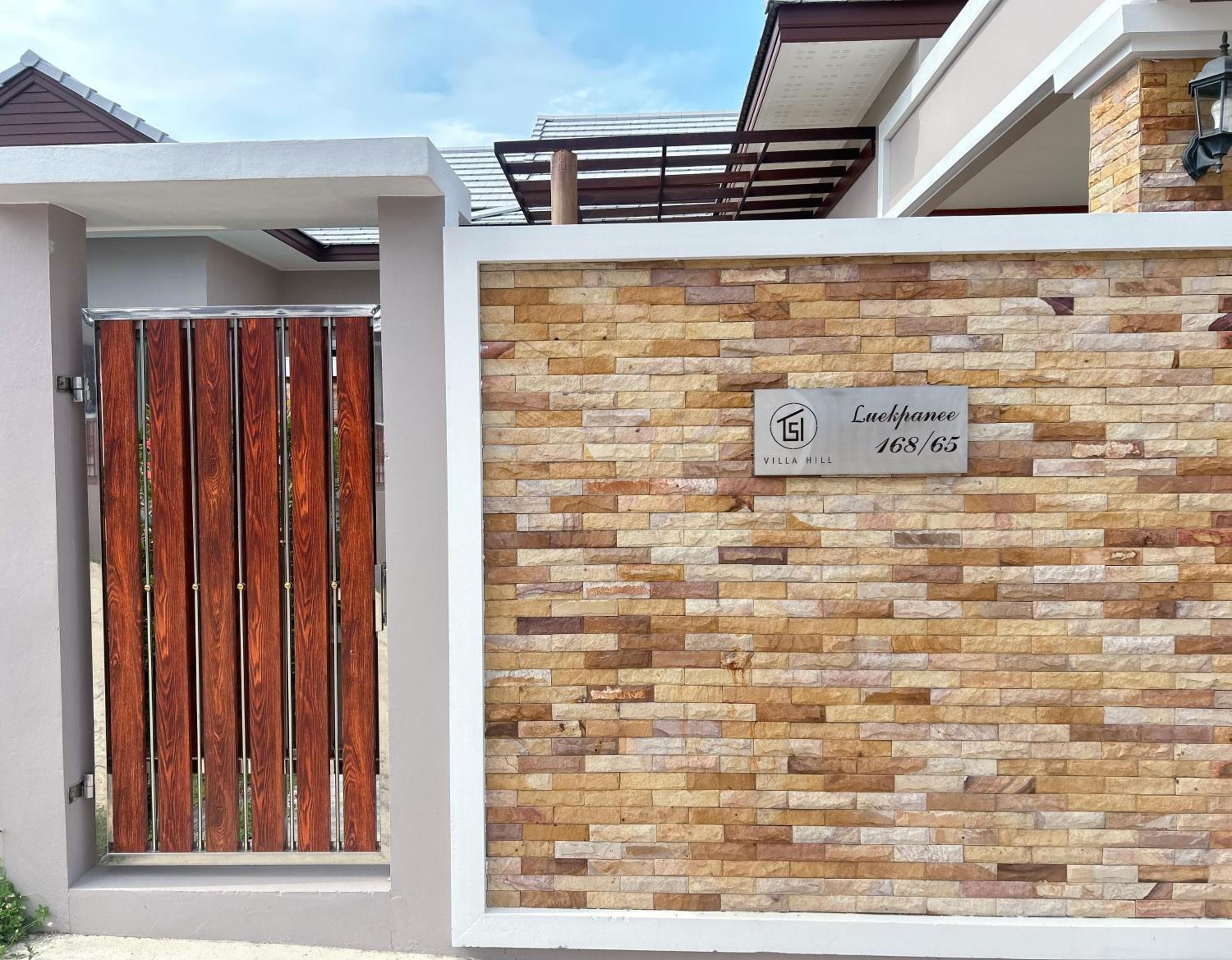 Luekpanee pool villa pranburi paknampran