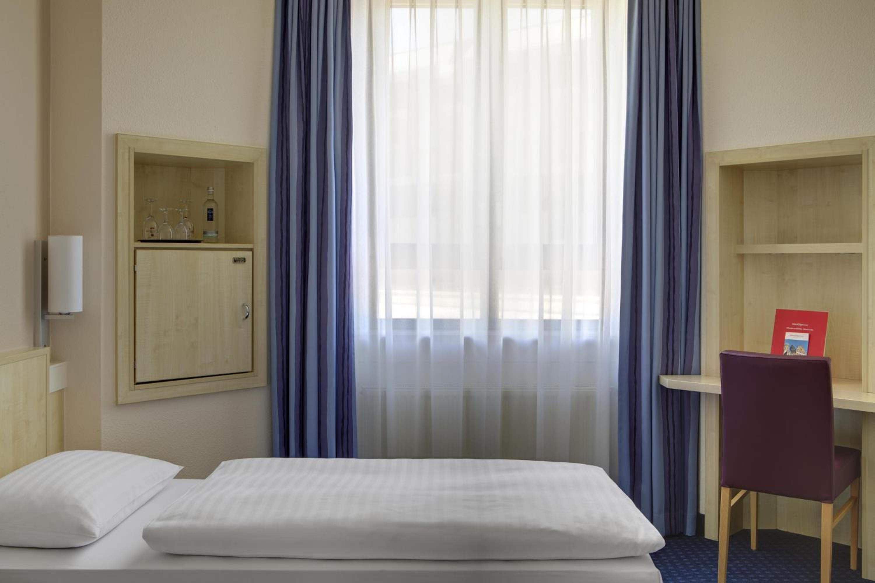 Augsburg Vacations - Rugs Hotel Augsburg City - Property Image 18