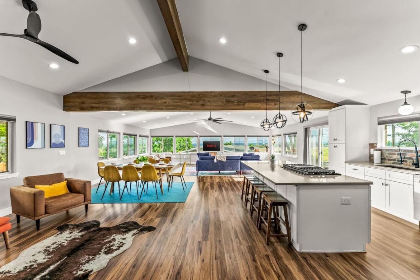 The Foundry House Eclectic 5BR Family Retreat